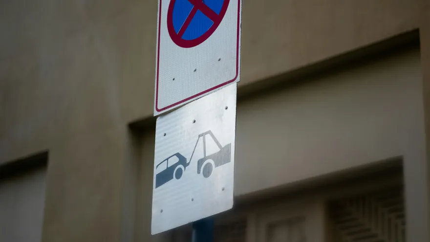 Absolutes Halteverbot: Kein Kündigungsgrund im Mietrecht